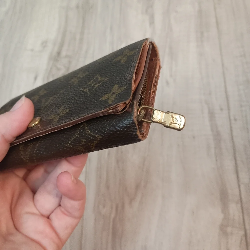 Louis Vuitton, Brown MonoTresor Bi-Fold Zip Wallet